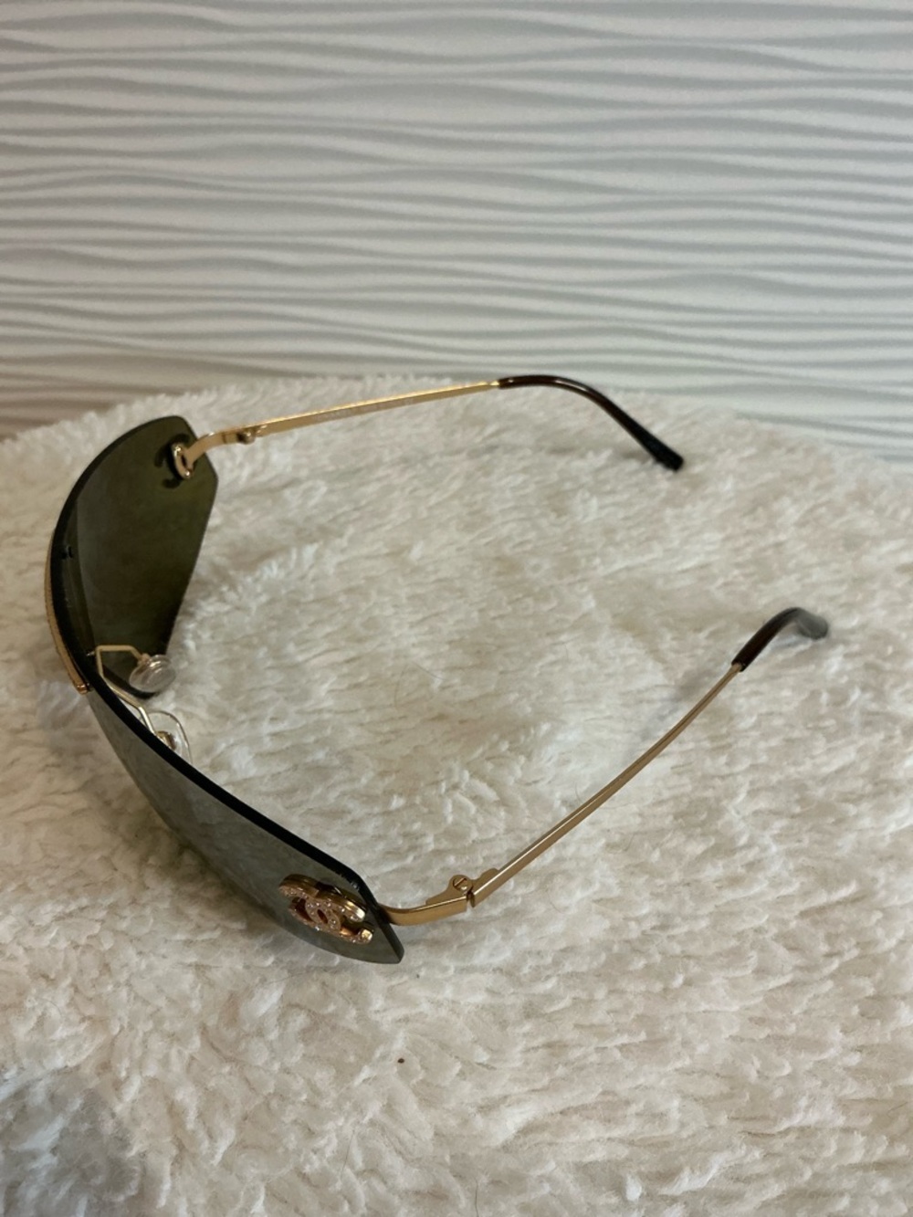 Rimless Shield Sunglasses with Olive Green Lens and Gold Detailing - Picture 9 of 14